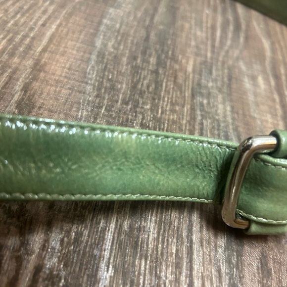 Christopher Kon NWOT Sleek Green Shoulder Bag with Glossy Finish - Picture 7 of 13